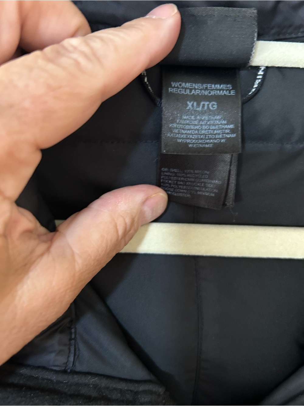 The North Face Women's XL Long Puffer Coat in Black - Picture 3 of 10